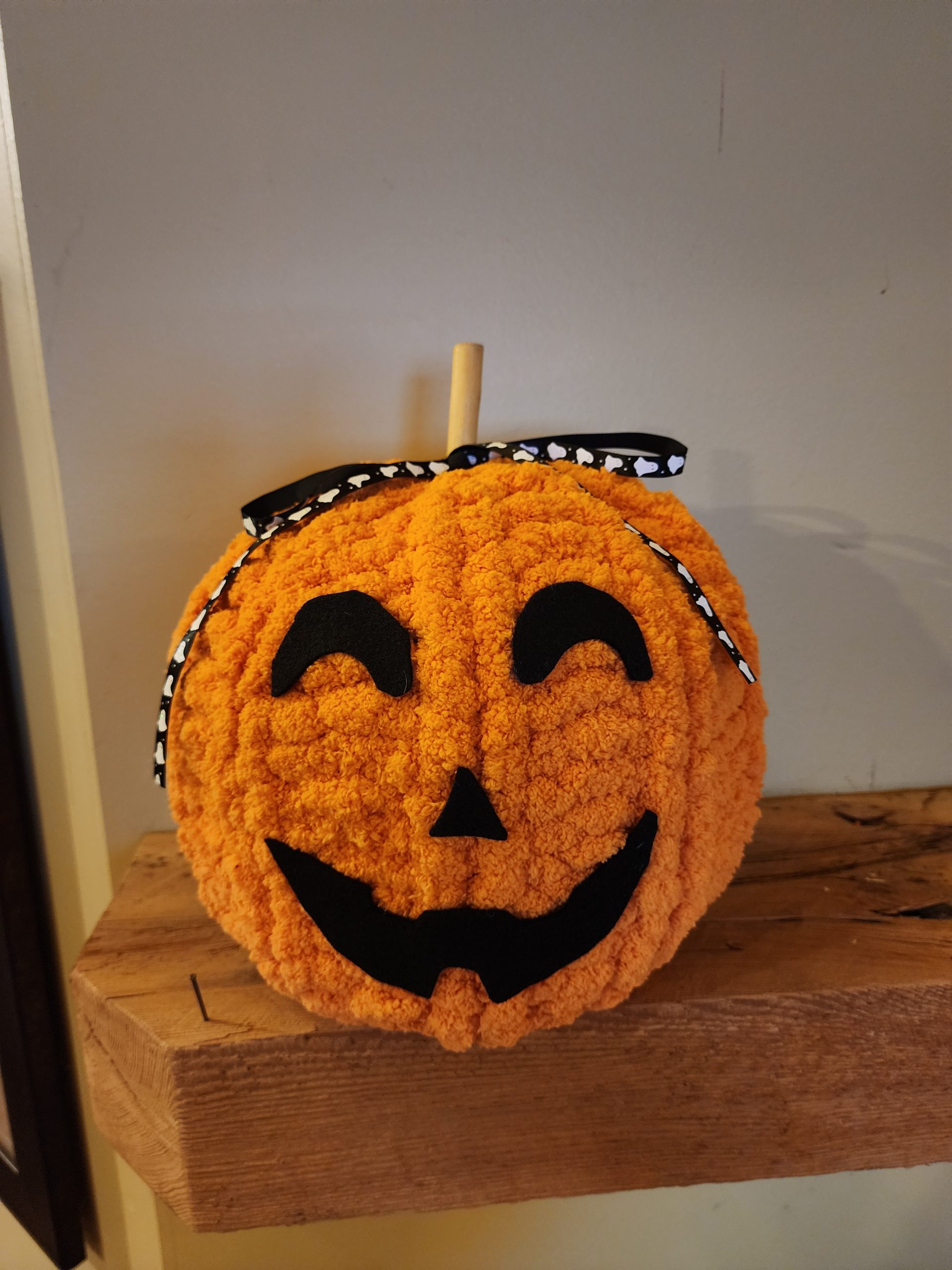 smilling-orange-pumpkin